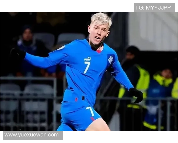 全能足球巨星盘点 能胜任多位置的球场全才