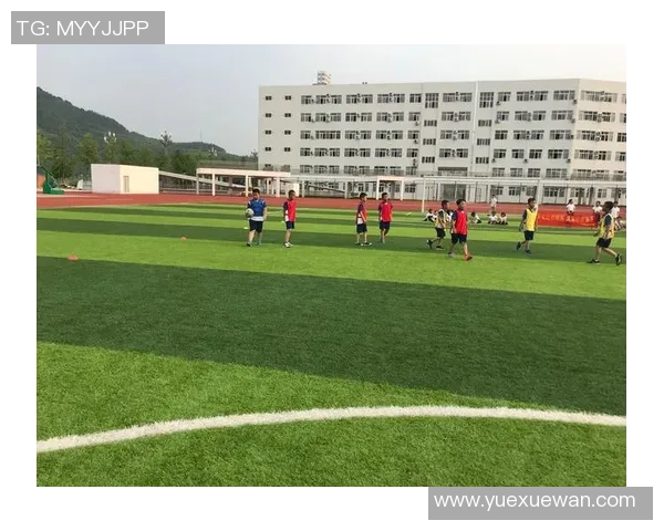 兼善中学足球球星逐梦绿茵场谱写青春奋斗与荣耀篇章