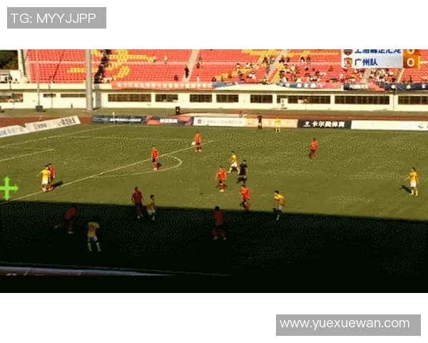 足球场上因撞人而引发争议的球星盘点及事件回顾