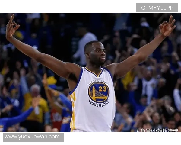 足球明星激情喊话：激励球迷一起追梦、勇往直前的精彩瞬间